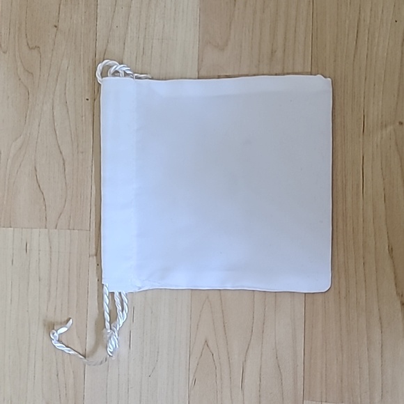 Coach Drawstring Small White Dust Bag Storage Cover Bag 5"×4 1/2" - Picture 3 of 3